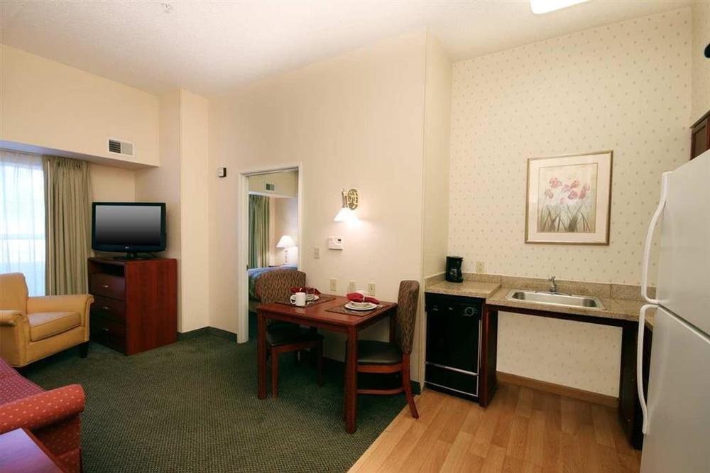 Homewood Suites By Hilton Erie Kearsarge Szoba fotó