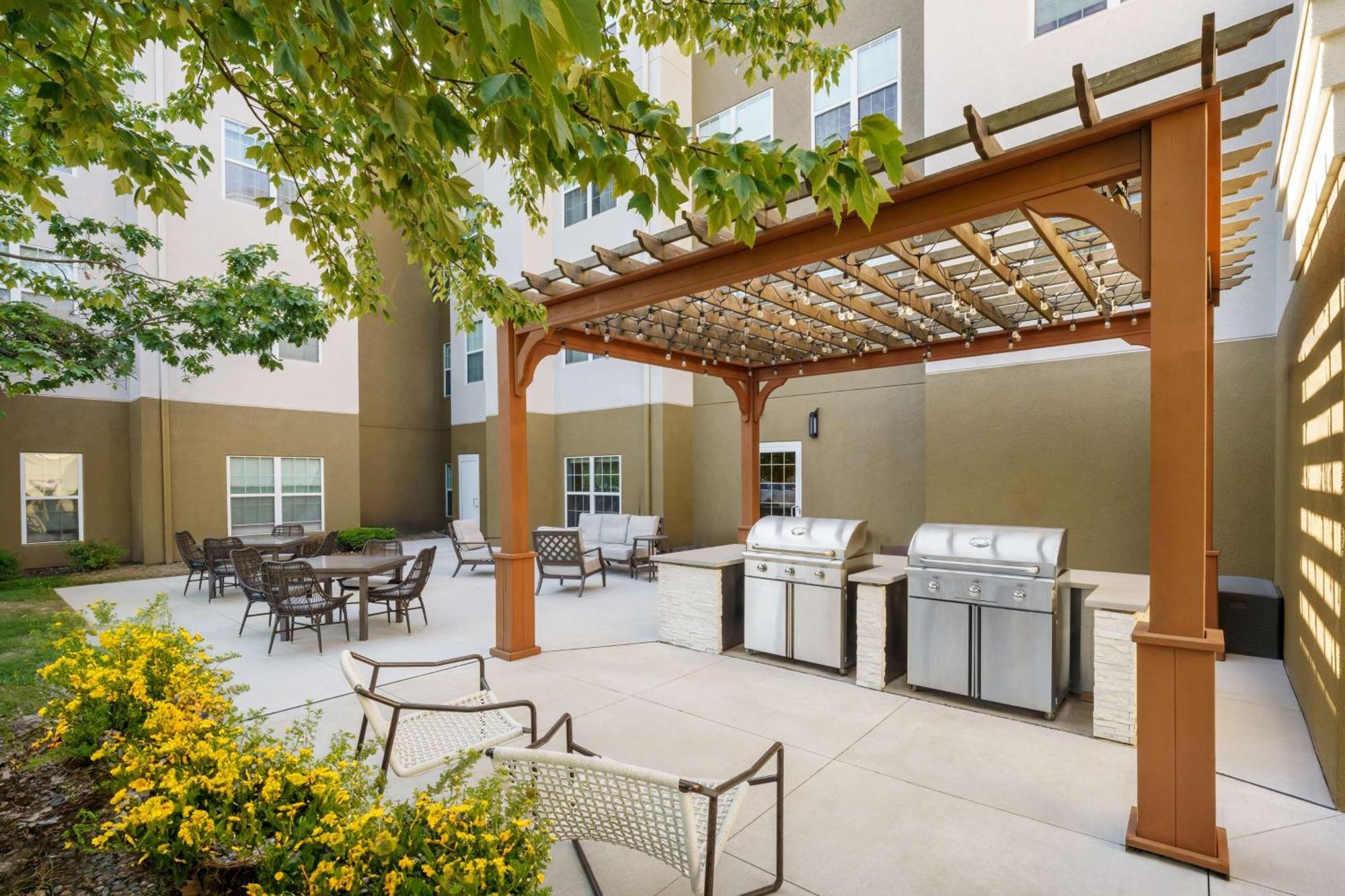 Homewood Suites By Hilton Erie Kearsarge Kültér fotó