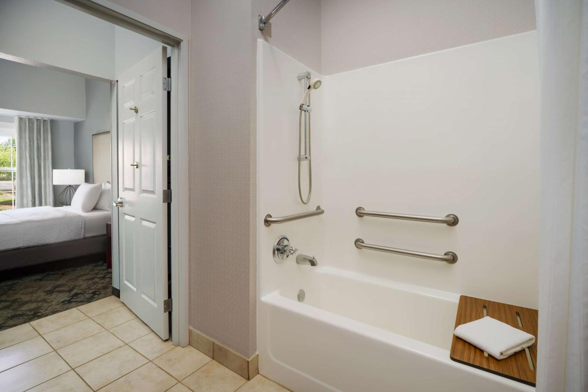 Homewood Suites By Hilton Erie Kearsarge Kültér fotó