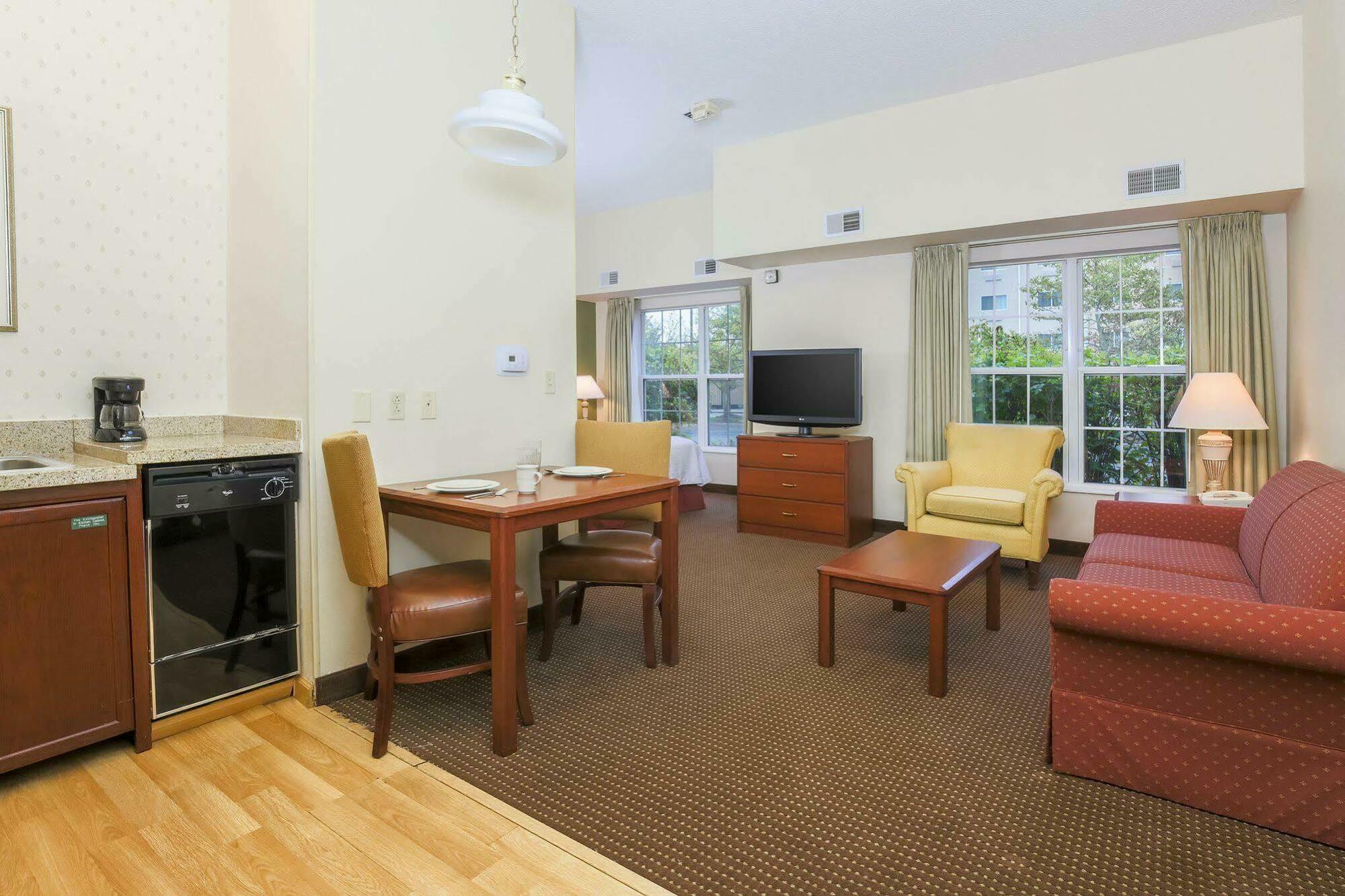 Homewood Suites By Hilton Erie Kearsarge Kültér fotó